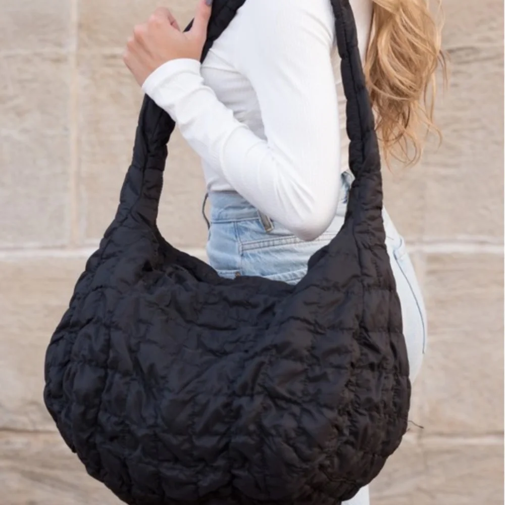Black Oversized Quilted Messenger Bag - Picture 4 of 5